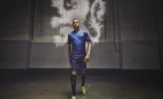 开云体育平台APP-红土之王再封神，蒙特卡洛大师赛完胜戴维斯杯，纳达尔高光表现诠释何为终极舞台