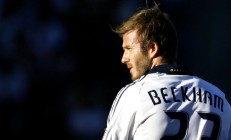 开云体育下载-当凯尔特人绿遇上山西红，福克斯如何用大场面定义比赛