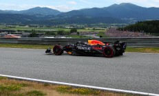 开云下载-包含红牛车队横扫阿斯顿马丁，维斯塔潘关键制胜的词条