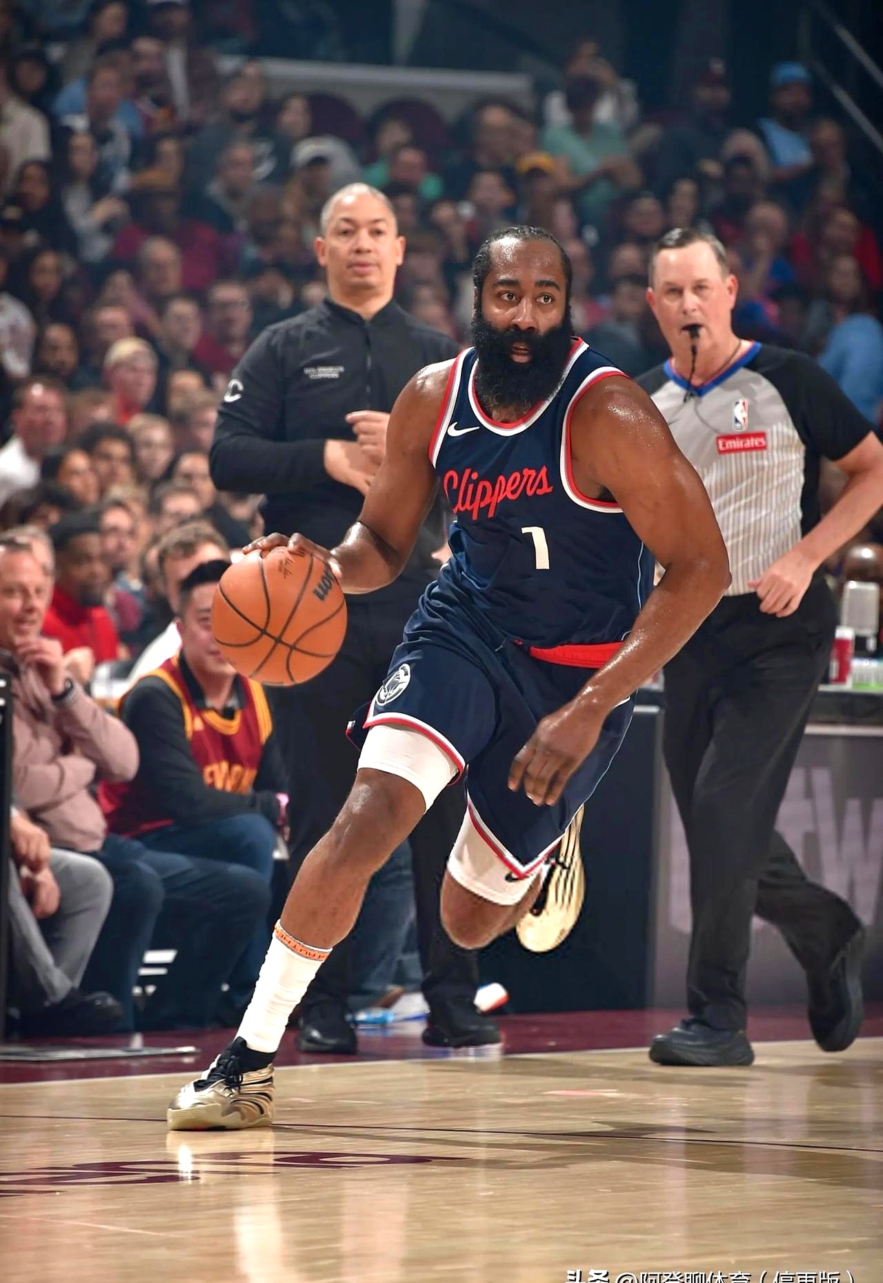 关于篮网对快船：实力悬殊一场胜负的信息