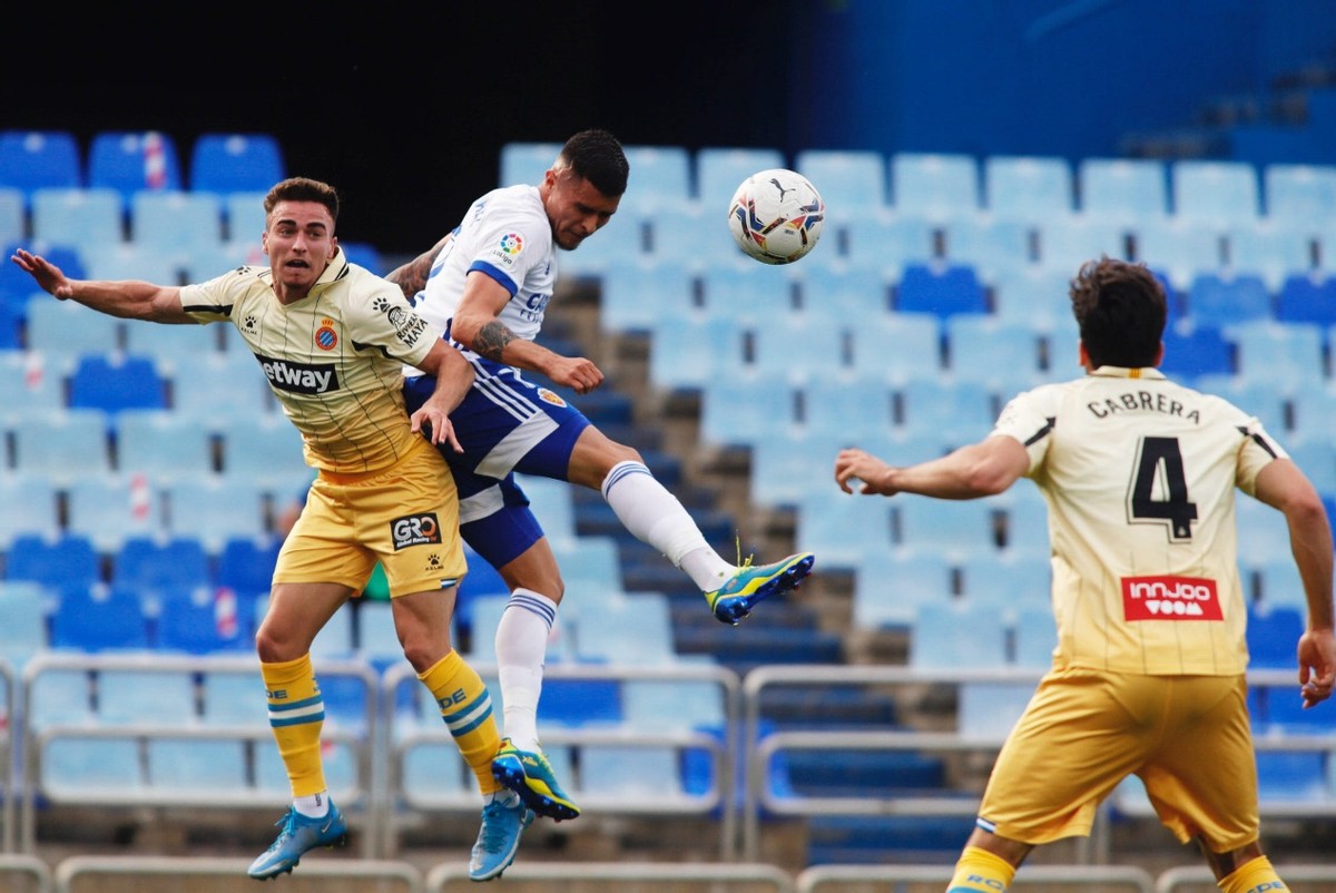 包含赫罗纳主场力克萨拉戈萨，提升排名的词条