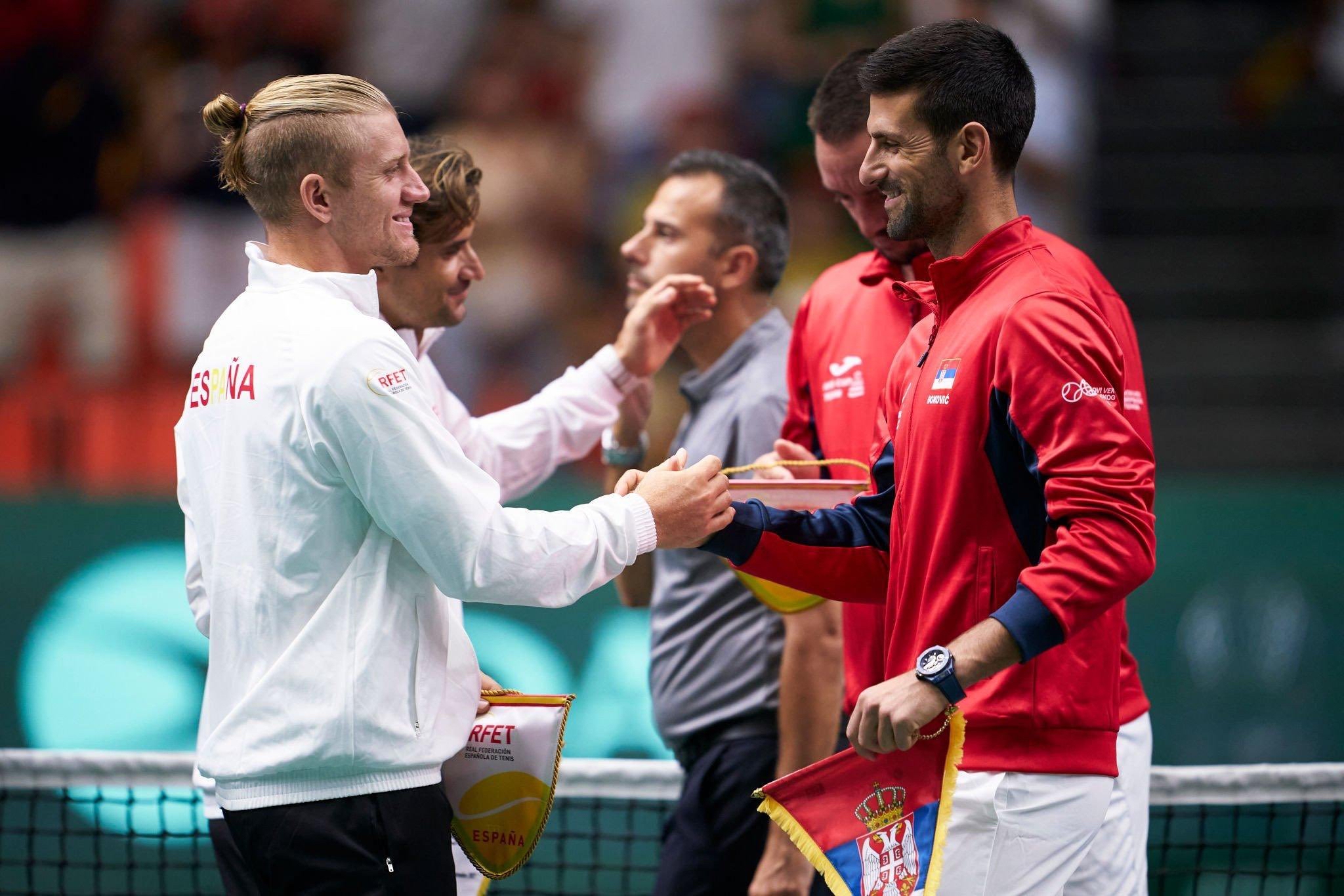 包含约文科维奇梅开二度，塞尔维亚客场击败卢森堡的词条