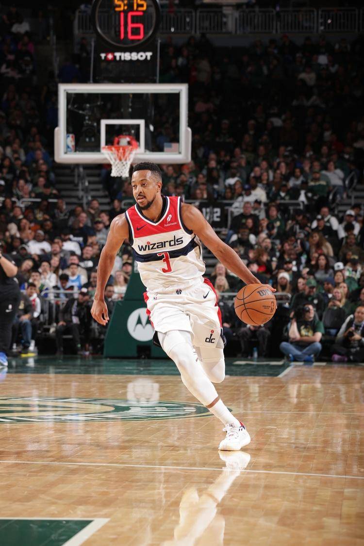 雄鹿绝杀山西队，麦科勒姆关键制胜的简单介绍